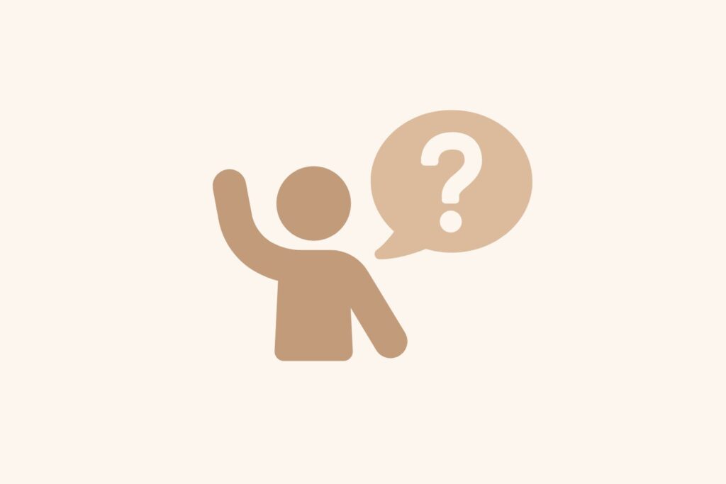 迷ったら施設の職員に聞く。はてなマークの吹き出しと手を挙げる人のイラスト
