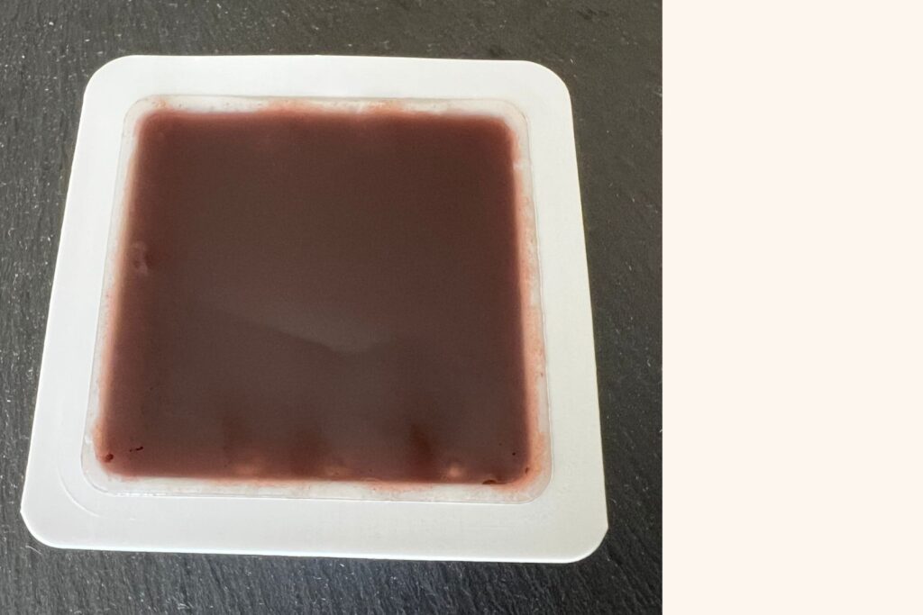 容器のフタを開けたゆるるか御膳